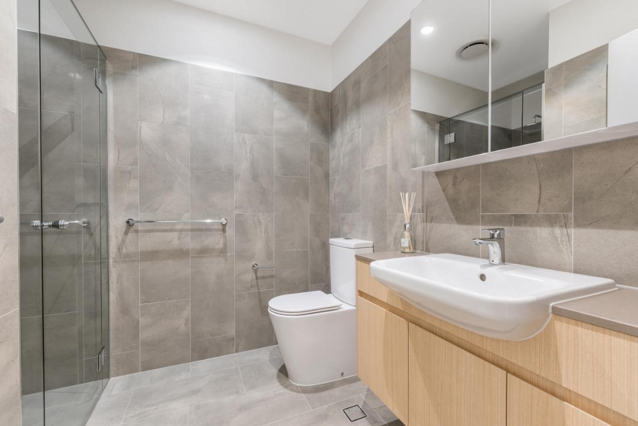 Luxury 5-Floor Unit With Ocean Views Near Beach Caloundra Zewnętrze zdjęcie