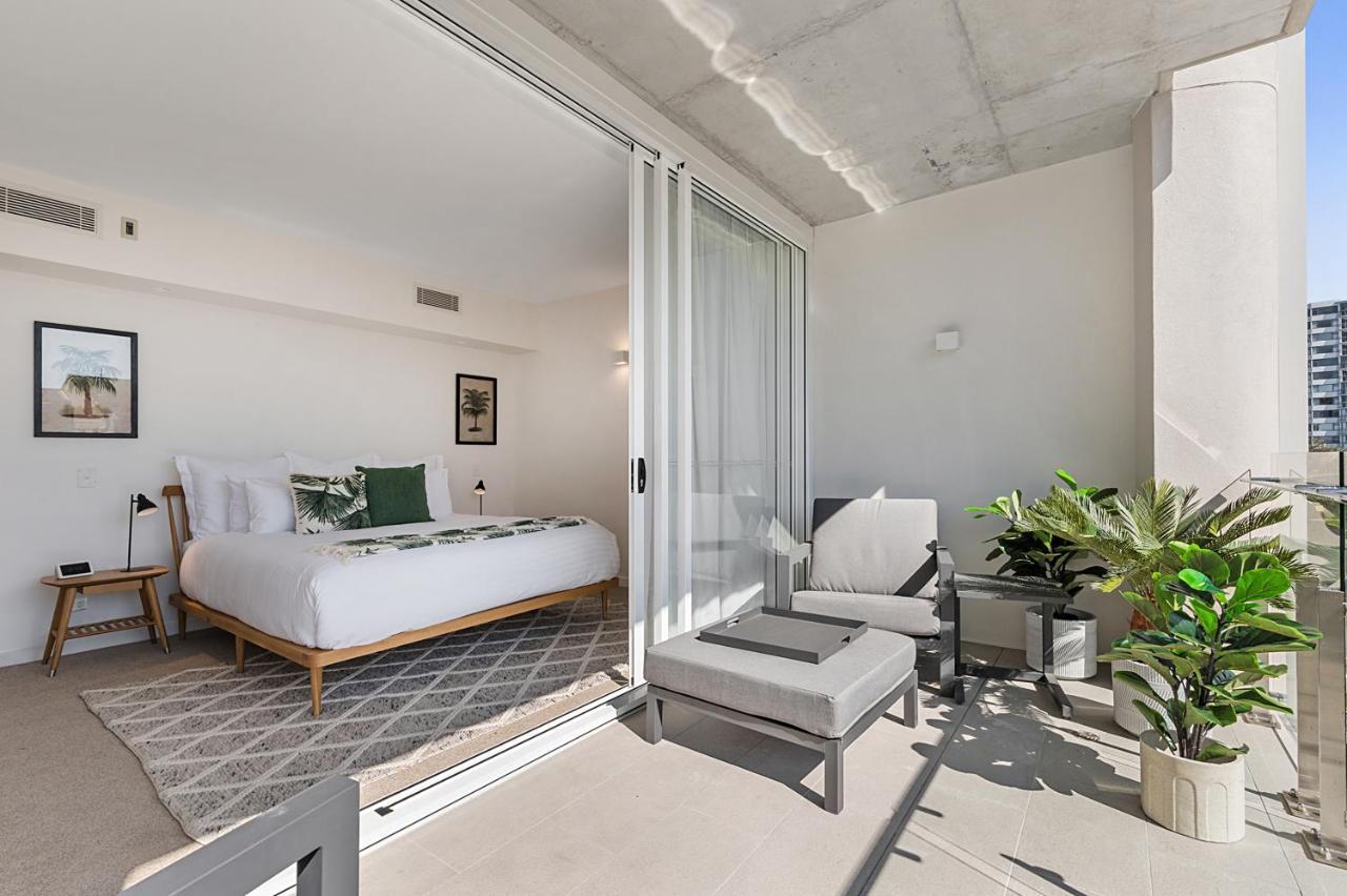 Luxury 5-Floor Unit With Ocean Views Near Beach Caloundra Zewnętrze zdjęcie